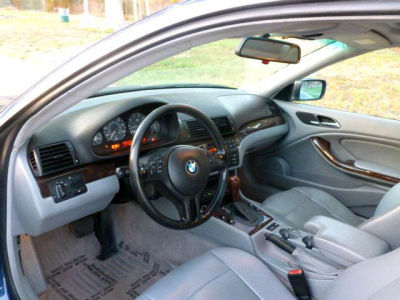 2001 BMW 325  Ci
