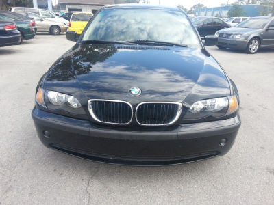 2002 BMW 325 i