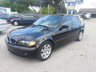 2002 BMW 325 i