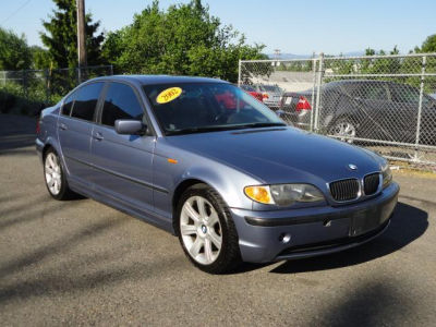 2002 BMW 325  i