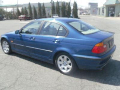 2001 BMW 325 i