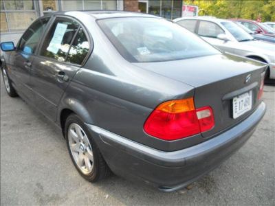 2001 BMW 325 i