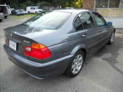 2001 BMW 325 i