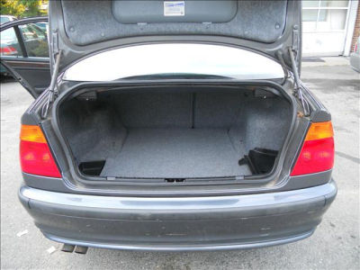 2001 BMW 325 i