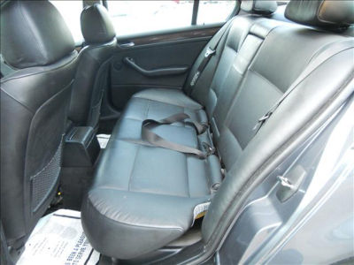2001 BMW 325 i