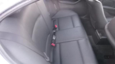2003 BMW 325  i