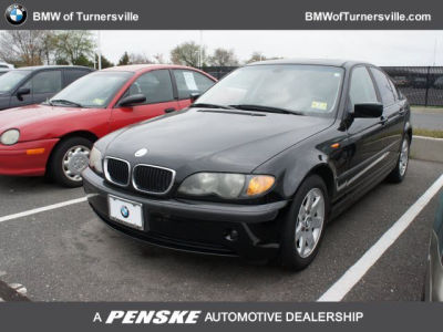 2003 BMW 325  i