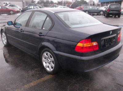 2002 BMW 325 i