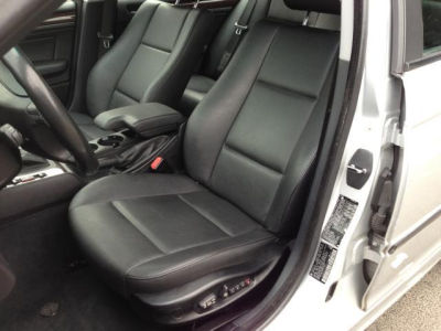2003 BMW 325  i