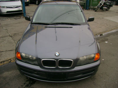 2001 BMW 325 i