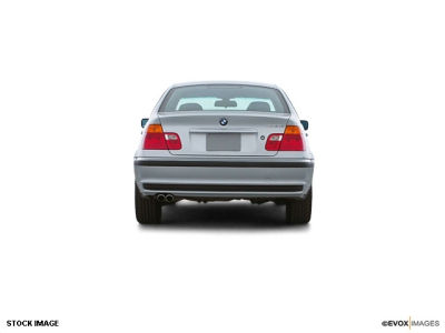 2001 BMW 325 i