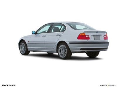 2001 BMW 325 i