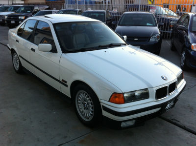 1995 BMW 325  i