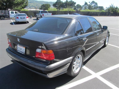 1995 BMW 325  i