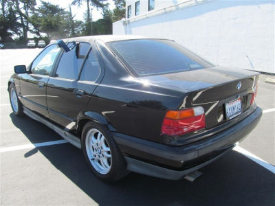 1995 BMW 325  i