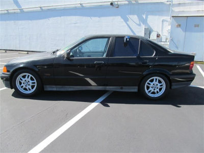 1995 BMW 325  i