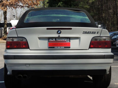 1995 BMW 325  i