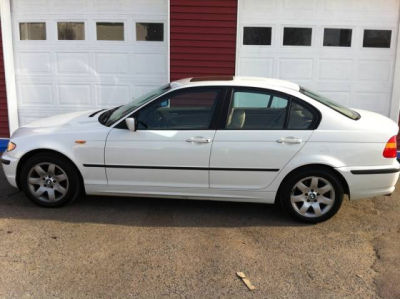 2002 BMW 325 xi