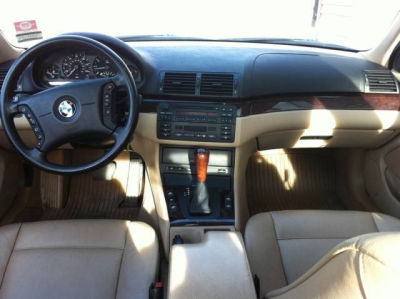 2002 BMW 325 xi