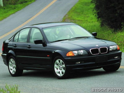 2001 BMW 325 i