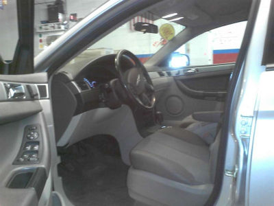 2002 BMW 325  i