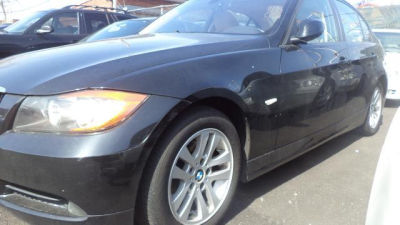 2006 BMW 325  i -
   Cars.com </title>
   <meta name="title" content="2006 BMW 325  i - Cars.com"/>
   <meta name="description" content="Listed on Cars.com