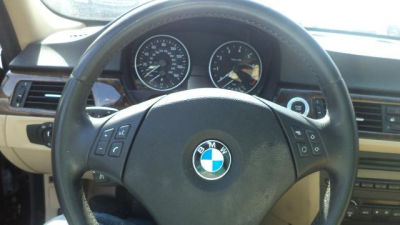 2006 BMW 325  i -
   Cars.com </title>
   <meta name="title" content="2006 BMW 325  i - Cars.com"/>
   <meta name="description" content="Listed on Cars.com