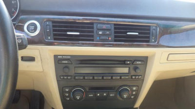 2006 BMW 325  i -
   Cars.com </title>
   <meta name="title" content="2006 BMW 325  i - Cars.com"/>
   <meta name="description" content="Listed on Cars.com