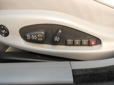 2005 BMW 325 xi -
Cars.com </title>
<meta name="title" content="2005 BMW 325 xi - Cars.com"/>
<meta name="description" content="Listed on Cars.com
