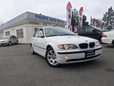 2005 BMW 325 i -
Cars.com </title>
<meta name="title" content="2005 BMW 325 i - Cars.com"/>
<meta name="description" content="Listed on Cars.com