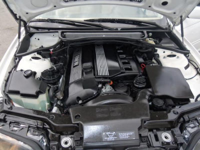 2005 BMW 325 i -
Cars.com </title>
<meta name="title" content="2005 BMW 325 i - Cars.com"/>
<meta name="description" content="Listed on Cars.com