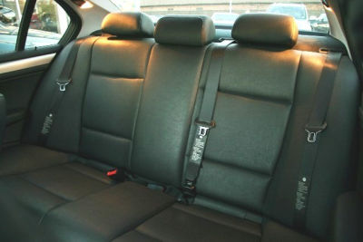 2003 BMW 325  xi -
   Cars.com </title>
   <meta name="title" content="2003 BMW 325  xi - Cars.com"/>
   <meta name="description" content="Listed on Cars.com