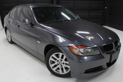 2006 BMW 325 i -
Cars.com </title>
<meta name="title" content="2006 BMW 325 i - Cars.com"/>
<meta name="description" content="Listed on Cars.com