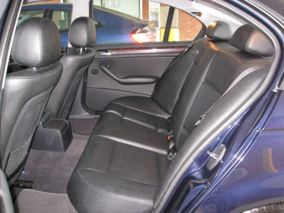 2001 BMW 325 i -
Cars.com </title>
<meta name="title" content="2001 BMW 325 i - Cars.com"/>
<meta name="description" content="Listed on Cars.com