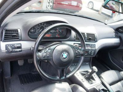 2004 BMW 325  i -
   Cars.com </title>
   <meta name="title" content="2004 BMW 325  i - Cars.com"/>
   <meta name="description" content="Listed on Cars.com