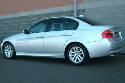 2006 BMW 325 i -
Cars.com </title>
<meta name="title" content="2006 BMW 325 i - Cars.com"/>
<meta name="description" content="Listed on Cars.com