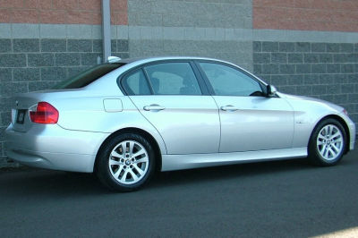 2006 BMW 325 i -
Cars.com </title>
<meta name="title" content="2006 BMW 325 i - Cars.com"/>
<meta name="description" content="Listed on Cars.com