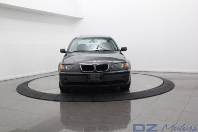 2003 BMW 325 xi -
Cars.com </title>
<meta name="title" content="2003 BMW 325 xi - Cars.com"/>
<meta name="description" content="Listed on Cars.com