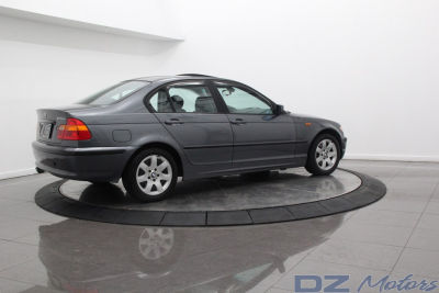 2003 BMW 325 xi -
Cars.com </title>
<meta name="title" content="2003 BMW 325 xi - Cars.com"/>
<meta name="description" content="Listed on Cars.com