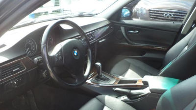 2006 BMW 325  i -
   Cars.com </title>
   <meta name="title" content="2006 BMW 325  i - Cars.com"/>
   <meta name="description" content="Listed on Cars.com