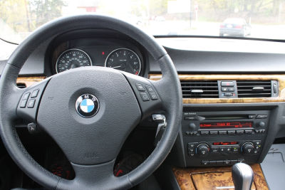 2006 BMW 325 xi -
Cars.com </title>
<meta name="title" content="2006 BMW 325 xi - Cars.com"/>
<meta name="description" content="Listed on Cars.com