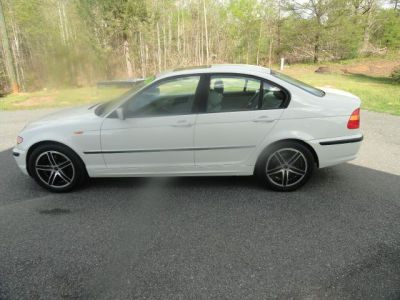 2002 BMW 325 i -
Cars.com </title>
<meta name="title" content="2002 BMW 325 i - Cars.com"/>
<meta name="description" content="Listed on Cars.com