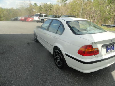 2002 BMW 325 i -
Cars.com </title>
<meta name="title" content="2002 BMW 325 i - Cars.com"/>
<meta name="description" content="Listed on Cars.com