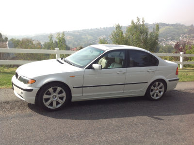 2002 BMW 325  i -
   Cars.com </title>
   <meta name="title" content="2002 BMW 325  i - Cars.com"/>
   <meta name="description" content="Listed on Cars.com