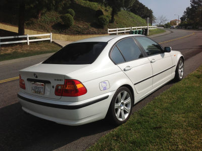 2002 BMW 325 i -
Cars.com </title>
<meta name="title" content="2002 BMW 325 i - Cars.com"/>
<meta name="description" content="Listed on Cars.com