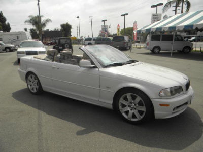 2003 BMW 325 Ci -
Cars.com </title>
<meta name="title" content="2003 BMW 325 Ci - Cars.com"/>
<meta name="description" content="Listed on Cars.com