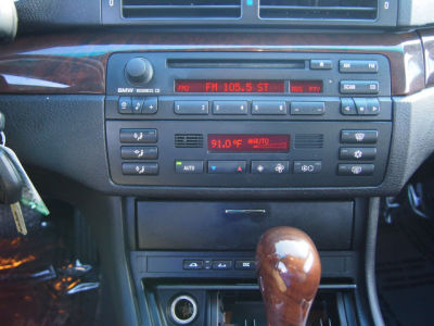 2001 BMW 325 Ci -
Cars.com </title>
<meta name="title" content="2001 BMW 325 Ci - Cars.com"/>
<meta name="description" content="Listed on Cars.com