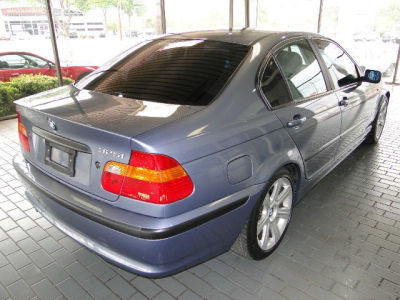 2002 BMW 325 i -
Cars.com </title>
<meta name="title" content="2002 BMW 325 i - Cars.com"/>
<meta name="description" content="Listed on Cars.com