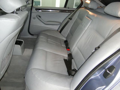 2002 BMW 325 i -
Cars.com </title>
<meta name="title" content="2002 BMW 325 i - Cars.com"/>
<meta name="description" content="Listed on Cars.com