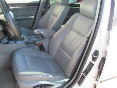 2002 BMW 325 i -
Cars.com </title>
<meta name="title" content="2002 BMW 325 i - Cars.com"/>
<meta name="description" content="Listed on Cars.com